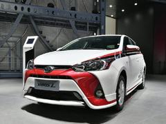 YARiS L 