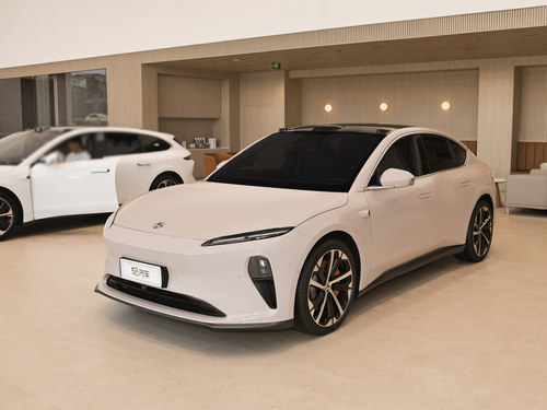 2024 εET5 75kWh