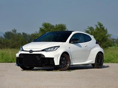 GR YARIS