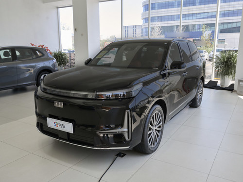 ����M9