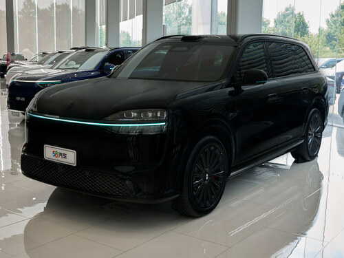 �ʽ�M9