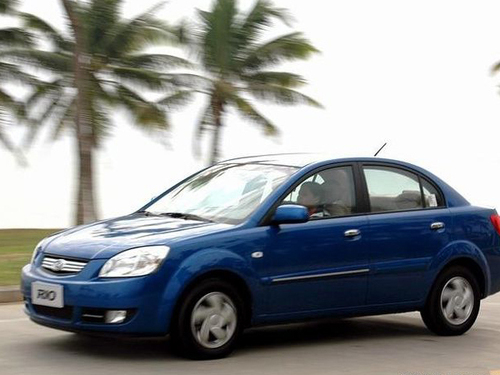 经济型帅气小车 起亚RIO锐欧优惠9800