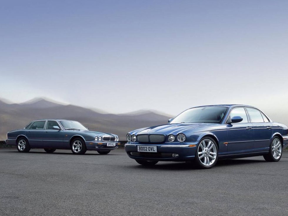 查看小图可用键盘的 ←或→ 翻页2004款 xj8 4.