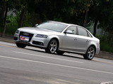 奥迪A4L 2009款  3.2 FSI quattro 旗舰型_高清图9