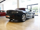 V8 Vantage 2007款  4.3 Manual Roadster_高清图3