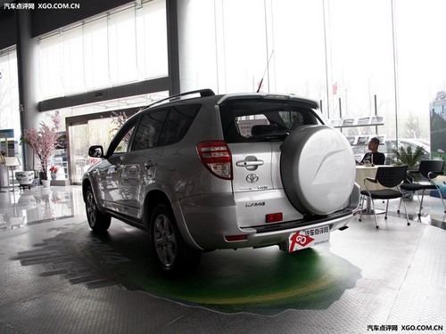 并非与海外同步 丰田改款RAV4国内路试