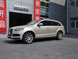 奥迪Q7 2011款  3.0 S-line 基本型_高清图2