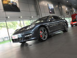 Panamera 2010款   Turbo 4.8T_高清图32