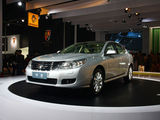 纬度 2011款 Latitude 2.0L 豪华导航版_高清图3