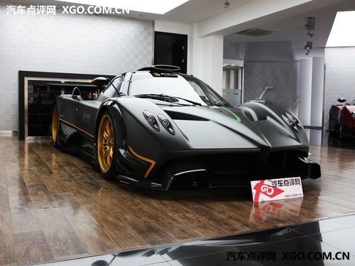 秒杀世间超跑 Pagani Zonda F心颤实拍