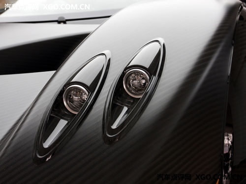 秒杀世间超跑 Pagani Zonda F心颤实拍