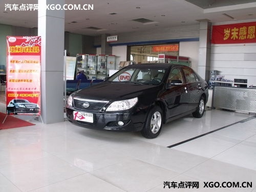 2010款 比亚迪F6 黄金版 2.0L CVT尊享型