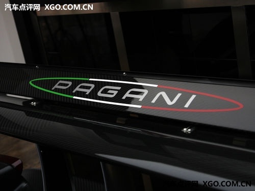 秒杀世间超跑 Pagani Zonda F心颤实拍
