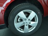 风朗 2011款 Fluence 2.0L 标准版_高清图1