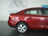 风朗 2011款 Fluence 2.0L 标准版_高清图27