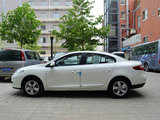 风朗 2011款 Fluence 2.0L 时尚版_高清图9