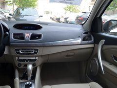 靠谱的法国家用车 实拍全新雷诺风朗