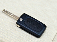 8-13万全系标配自动空调的自主轿车