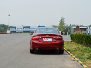 北京现代索纳塔8最高优惠3.89万 现车