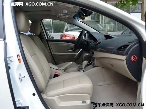 靠谱的法国家用车 实拍全新雷诺风朗