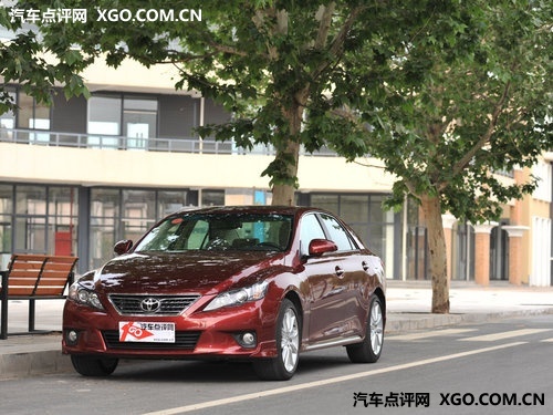 平顺/安静是关键 搭载V6发动机的中型车