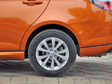 MG6 2012款 MG 6 掀背 1.8L 自动驾值版_高清图3