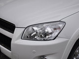 RAV4荣放 2011款 RAV4 2.4AT 四驱至臻导航版_高清图32