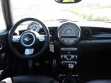 MINI 2011款  1.6T JOHN COOPER WORKS_高清图3