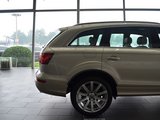 奥迪Q7 2011款  3.0 S-line 基本型_高清图17