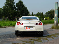 2013款日产GT-R抢先售 现车新报价138万