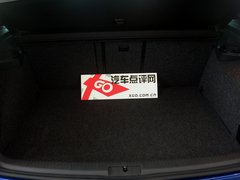 现车供应 购进口高尔夫R享9800元优惠