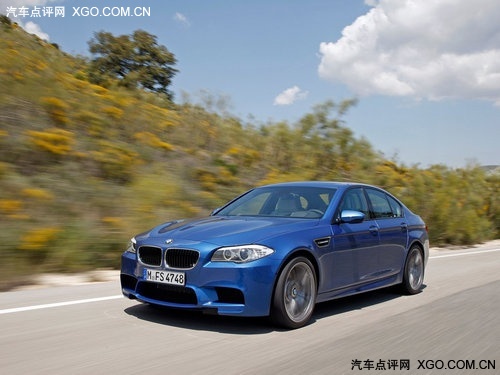 全新BMW M5中国正式上市 售价185.8万元