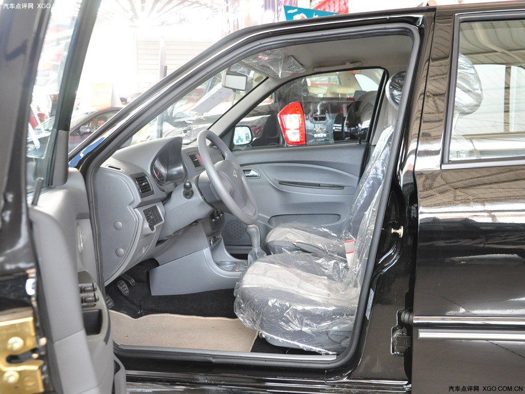 奇瑞汽车微墨黑2012款 旗云2 15mt 舒适型其它与改装高清大图
