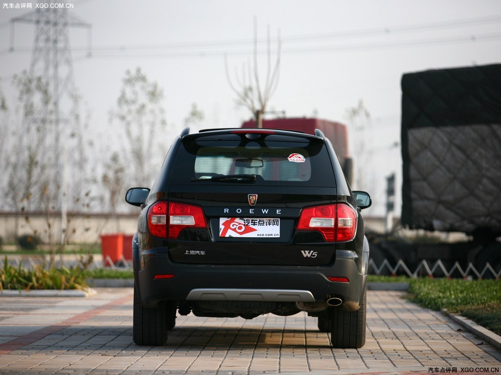 查看小图可用键盘的←或 翻页2011款 荣威w5 3.2l 4wd 尊域版