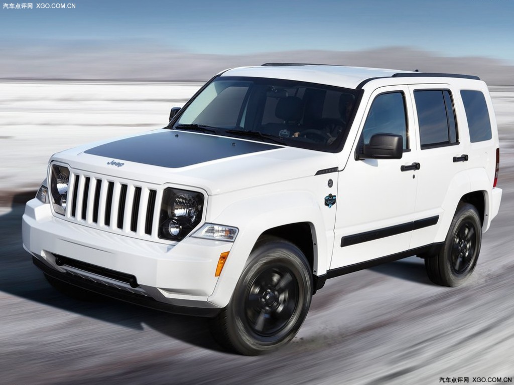 【超大图】jeep2012款 自由人 北极版车身外观图片3233701_高清图