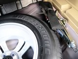 本田CR-V 2010款 CR-V 2.4四驱尊贵版自动挡_高清图2