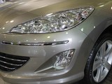 标致408 2011款  2.0L 手动豪华版_高清图1