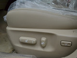 皇冠 2011款  V6 2.5 Royal 真皮天窗特别版_高清图25