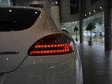 Panamera 2010款   Turbo 4.8T_高清图7