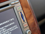 荣威W5 2011款  3.2L 4WD 尊域版_高清图6