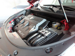 凯迪拉克SRX四驱尊享版 购车直降8万元