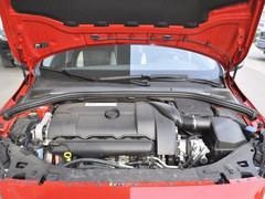 2012款沃尔沃V60展车到店 订金3万元