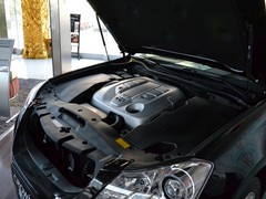 丰田皇冠2.5L天窗版优惠2万元 少量现车