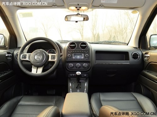 2012指南者 Jeep家族最年轻的紧凑型SUV