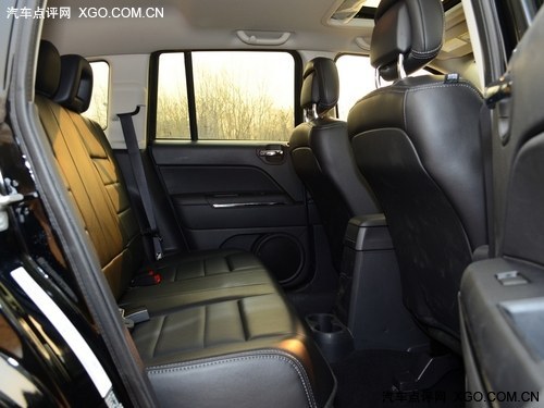 2012指南者 Jeep家族最年轻的紧凑型SUV