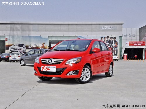 2012款 北京汽车E系列 两厢 1.5L 乐享自动版