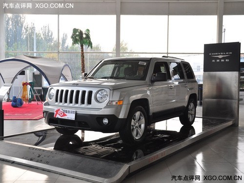 2012款Jeep自由客进口硬派SUV 致敬经典