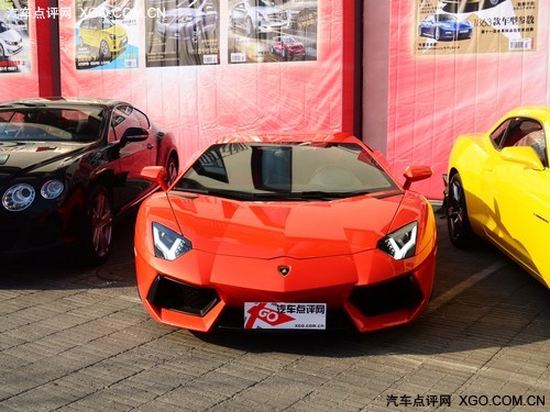 2011款 Aventador LP700-4