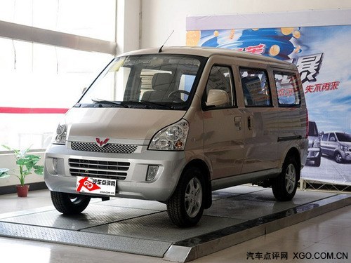 2011款 五菱荣光 1.2L豪华型