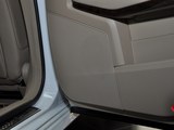 奔驰E级 2013款  E260L CGI优雅型_高清图32